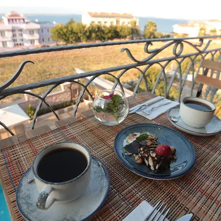 Hotel Sukha 3*